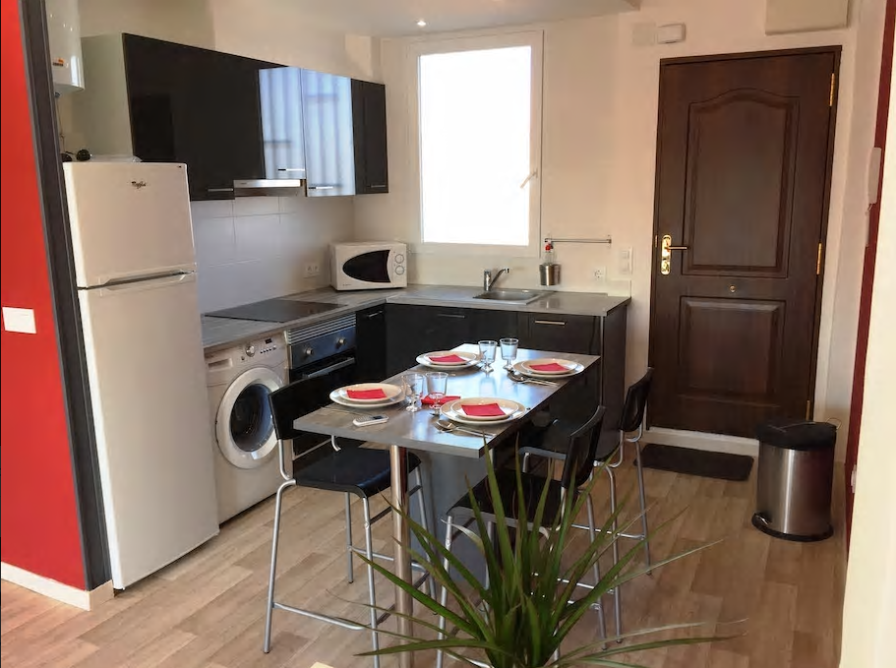 Beige Bedroom - Marino Flat