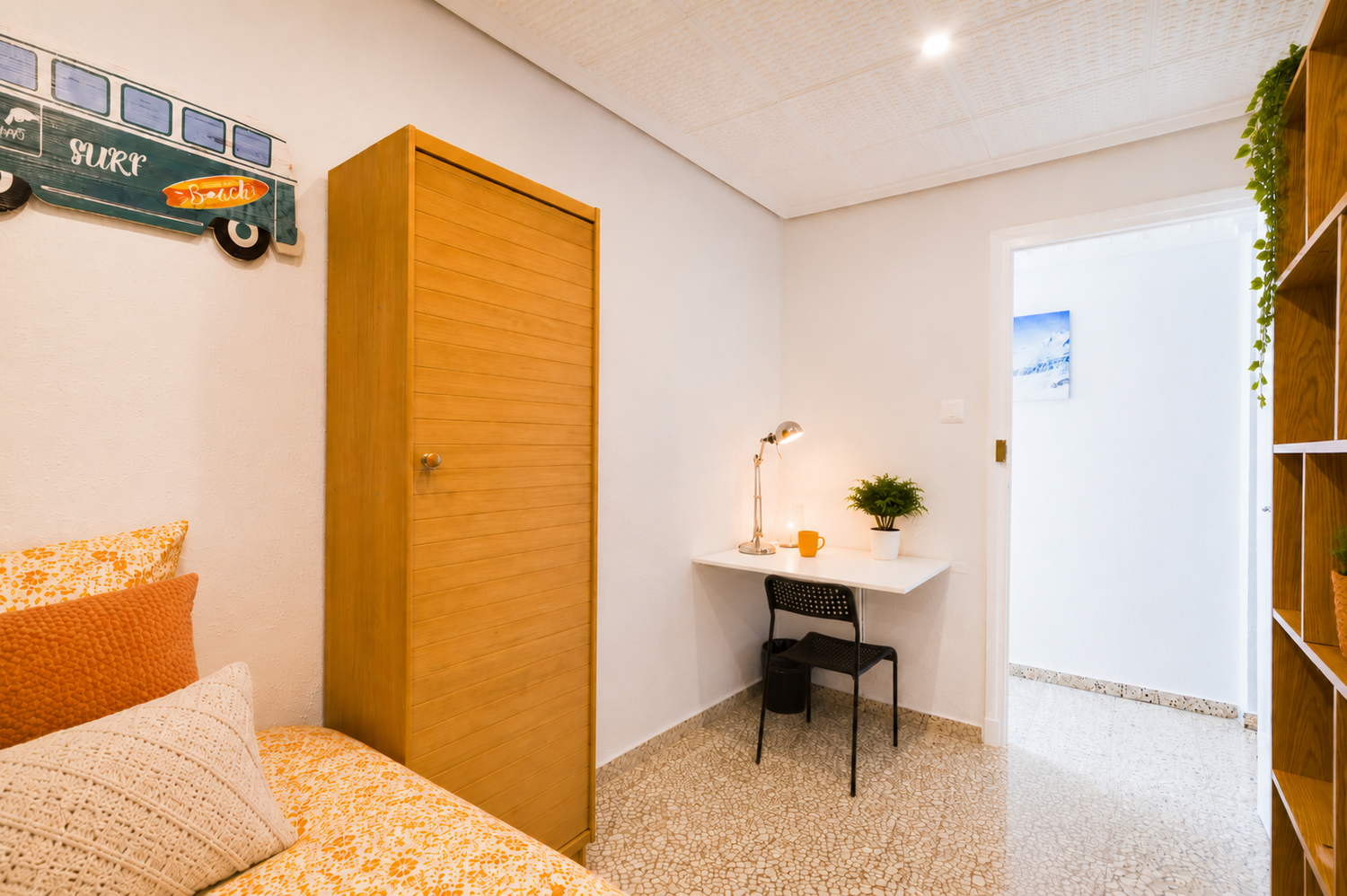 Gele slaapkamer - Industria appartement