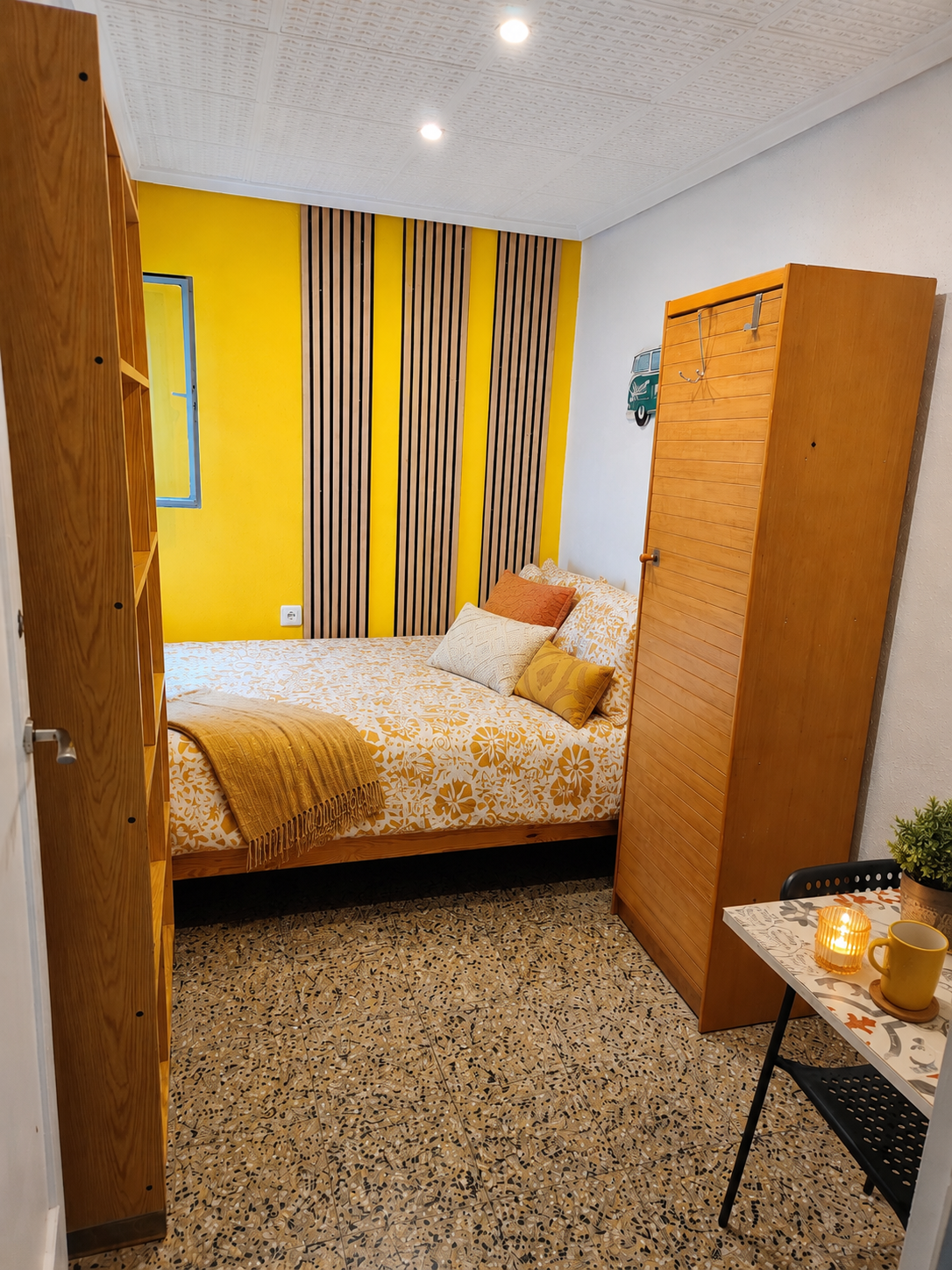 Gele slaapkamer - Industria appartement